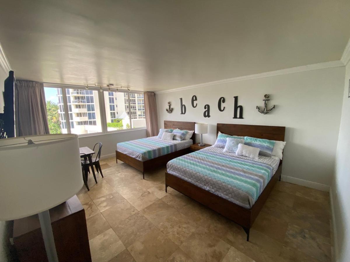 Beachfront Condo In Miami! Съни Айлс Бийч Екстериор снимка