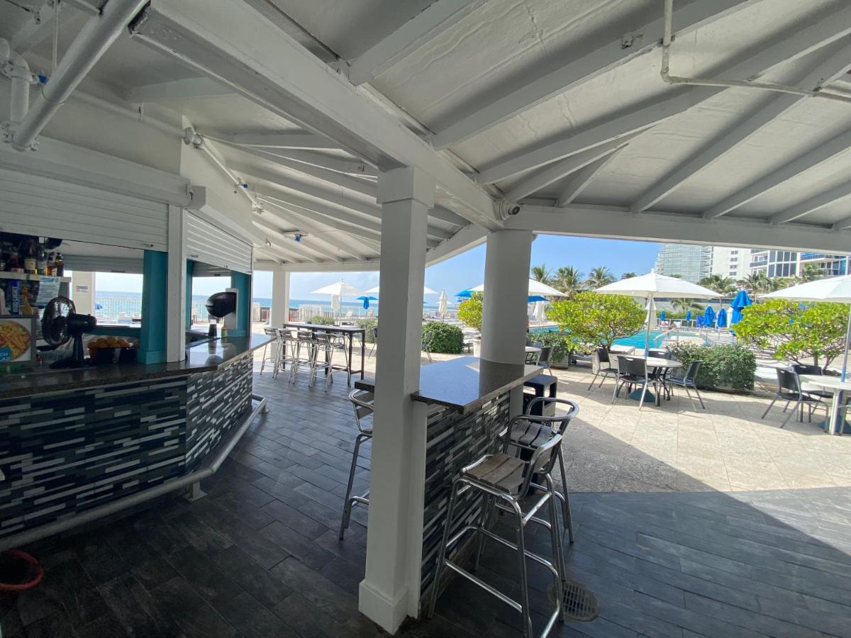 Beachfront Condo In Miami! Съни Айлс Бийч Екстериор снимка