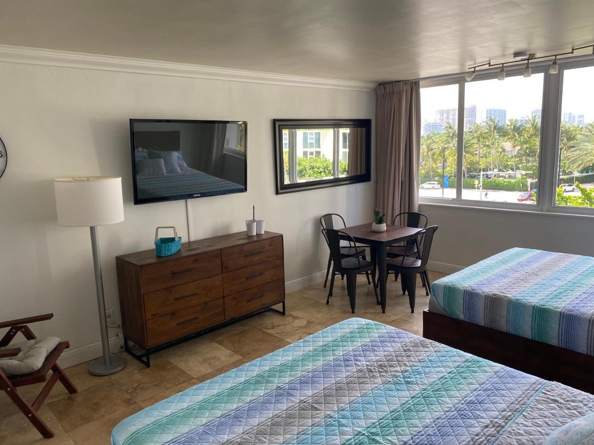 Beachfront Condo In Miami! Съни Айлс Бийч Екстериор снимка